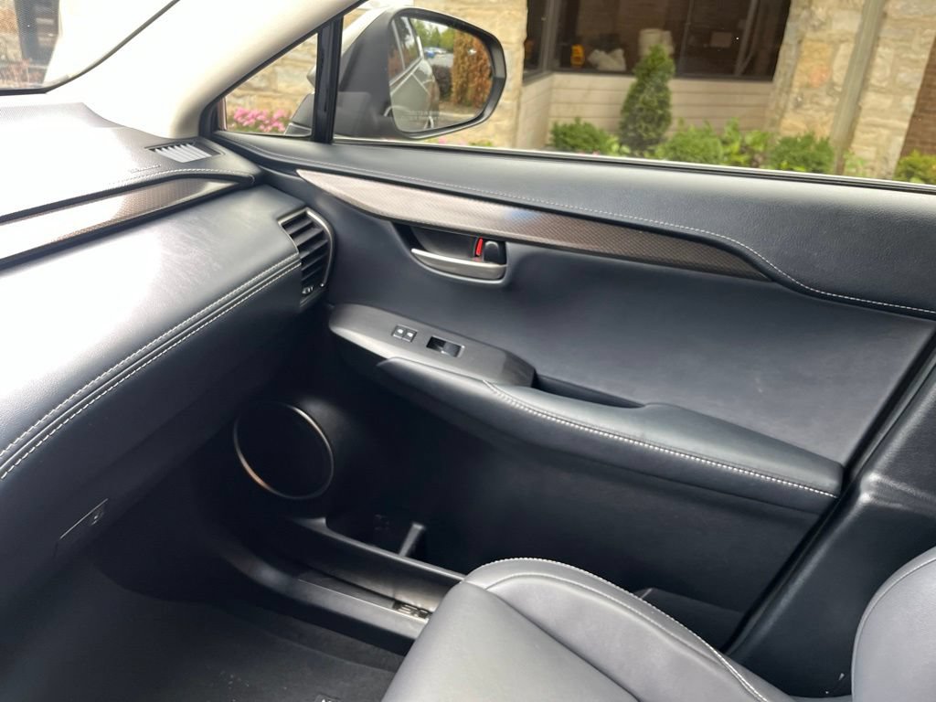 Used 2016 Lexus NX 200t FWD image 19