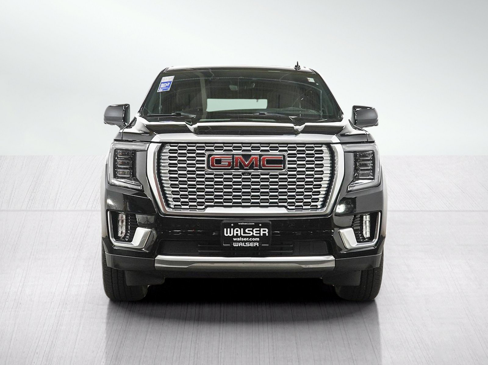 Used 2023 GMC Yukon Denali w/ Denali Reserve Package AWD/4WD image 8