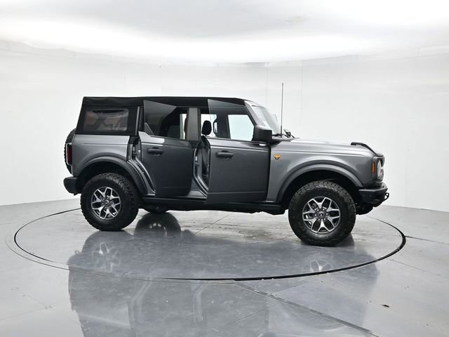 Used 2024 Ford Bronco Badlands image 50