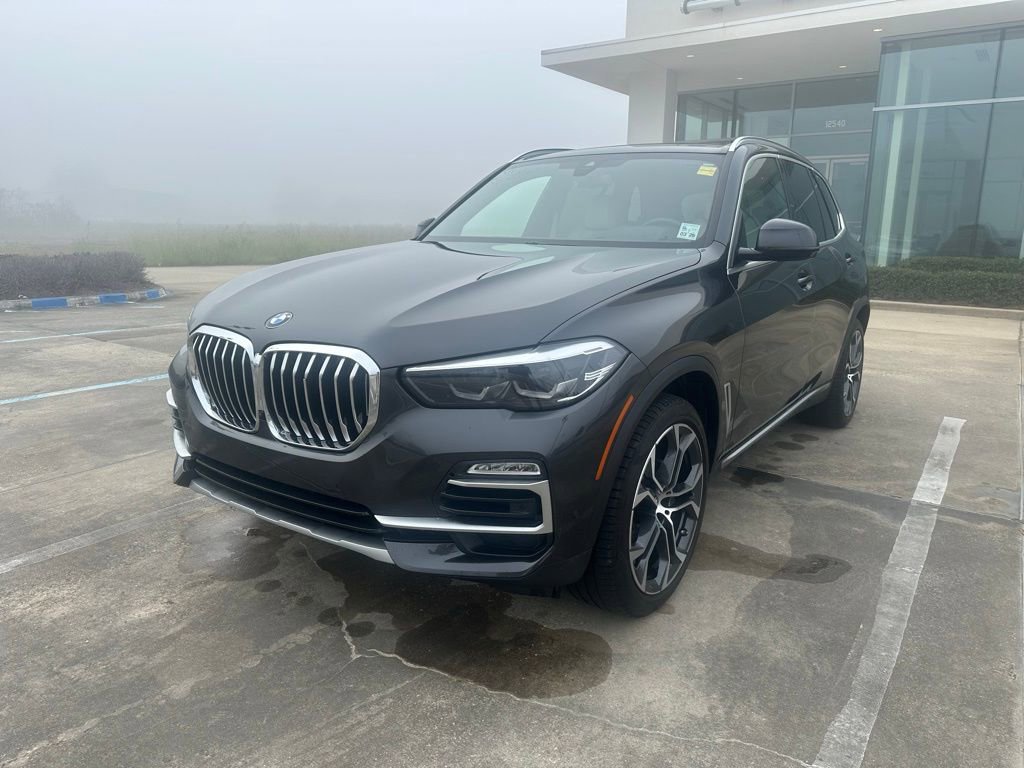 Used 2021 BMW X5 sDrive40i w/ Premium Package 2