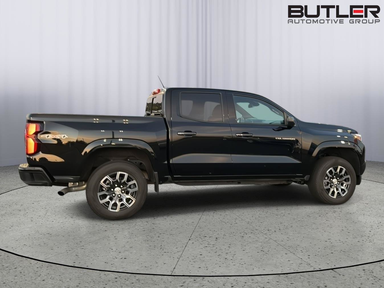 Used 2023 Chevrolet Colorado LT w/ LT Convenience Package III AWD/4WD image 7