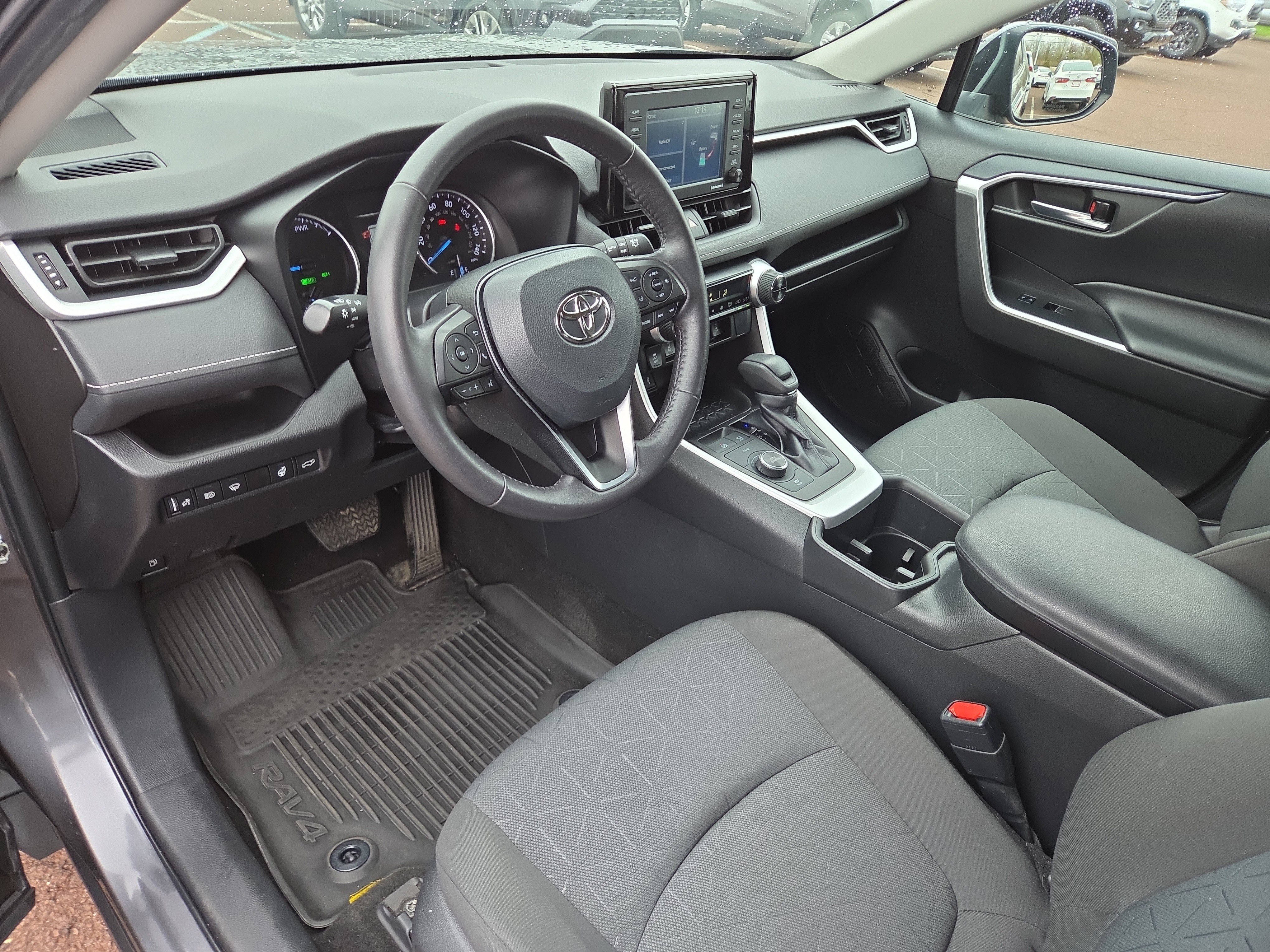Certified 2022 Toyota RAV4 XLE w/ Convenience Package image 15