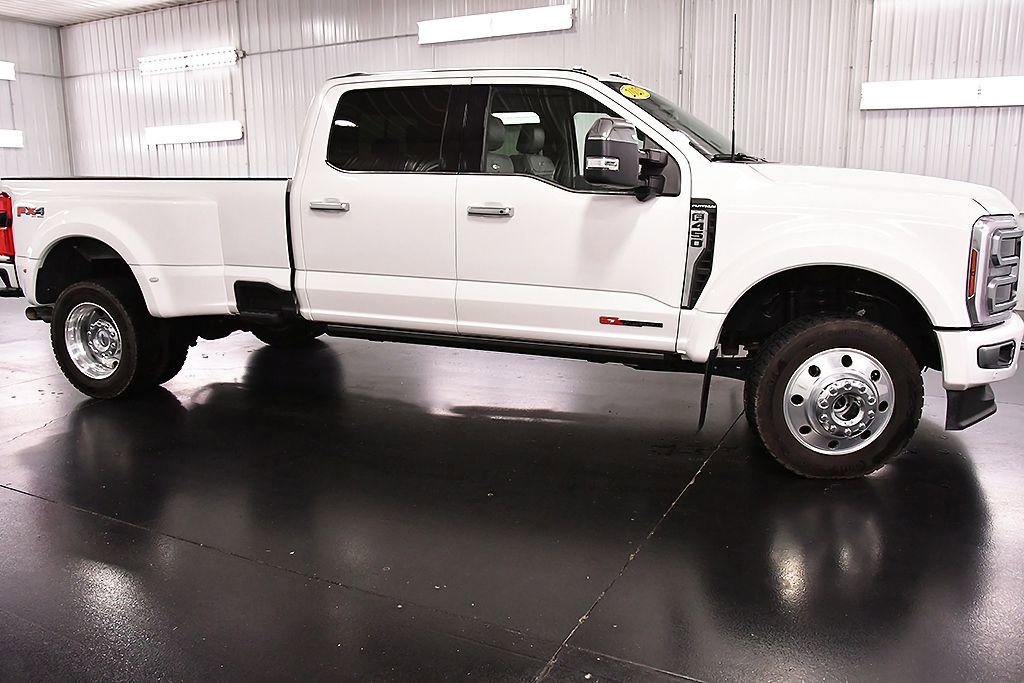 Used 2025 Ford F450 Platinum w/ Platinum Plus Package AWD/4WD image 8
