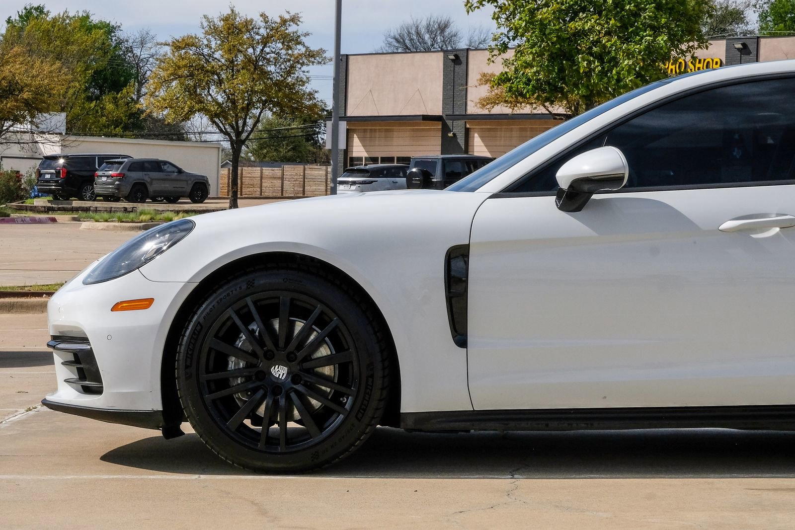 Used 2018 Porsche Panamera 4 AWD/4WD image 12