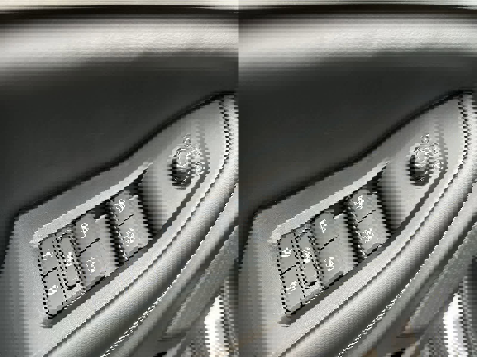 New 2025 Jeep Grand Cherokee Limited image 9