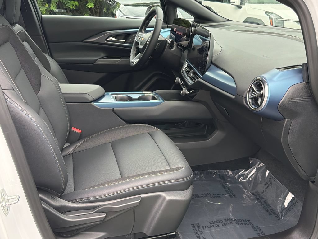 Used 2024 Chevrolet Equinox EV LT FWD image 10
