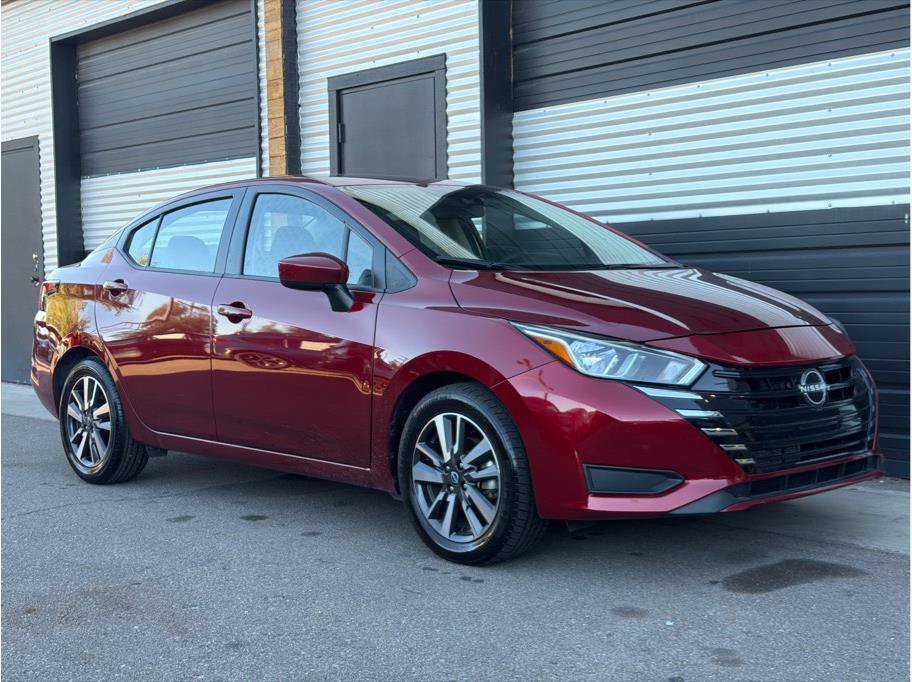 Used 2024 Nissan Versa SV FWD image 11