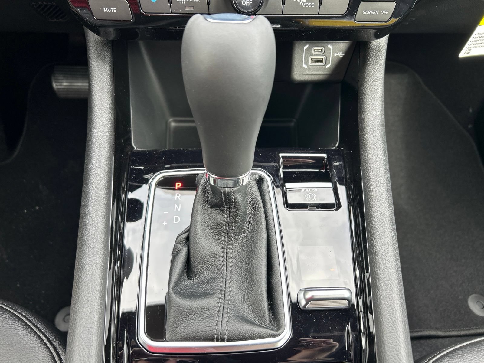 New 2026 Jeep Compass Latitude AWD/4WD image 19