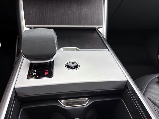 Used 2024 Land Rover Range Rover SE AWD/4WD image 29