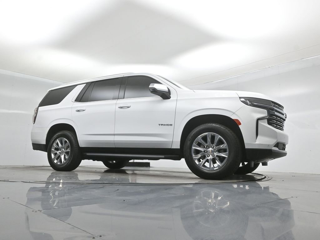 Used 2021 Chevrolet Tahoe Premier w/ Premium Package RWD image 4
