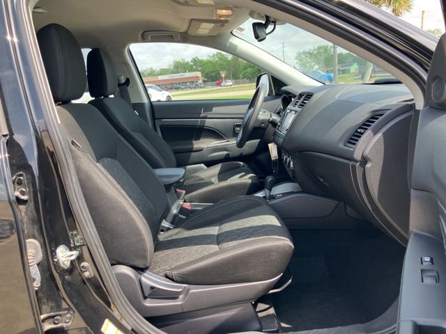 Used 2024 Mitsubishi Outlander Sport ES AWD/4WD image 11