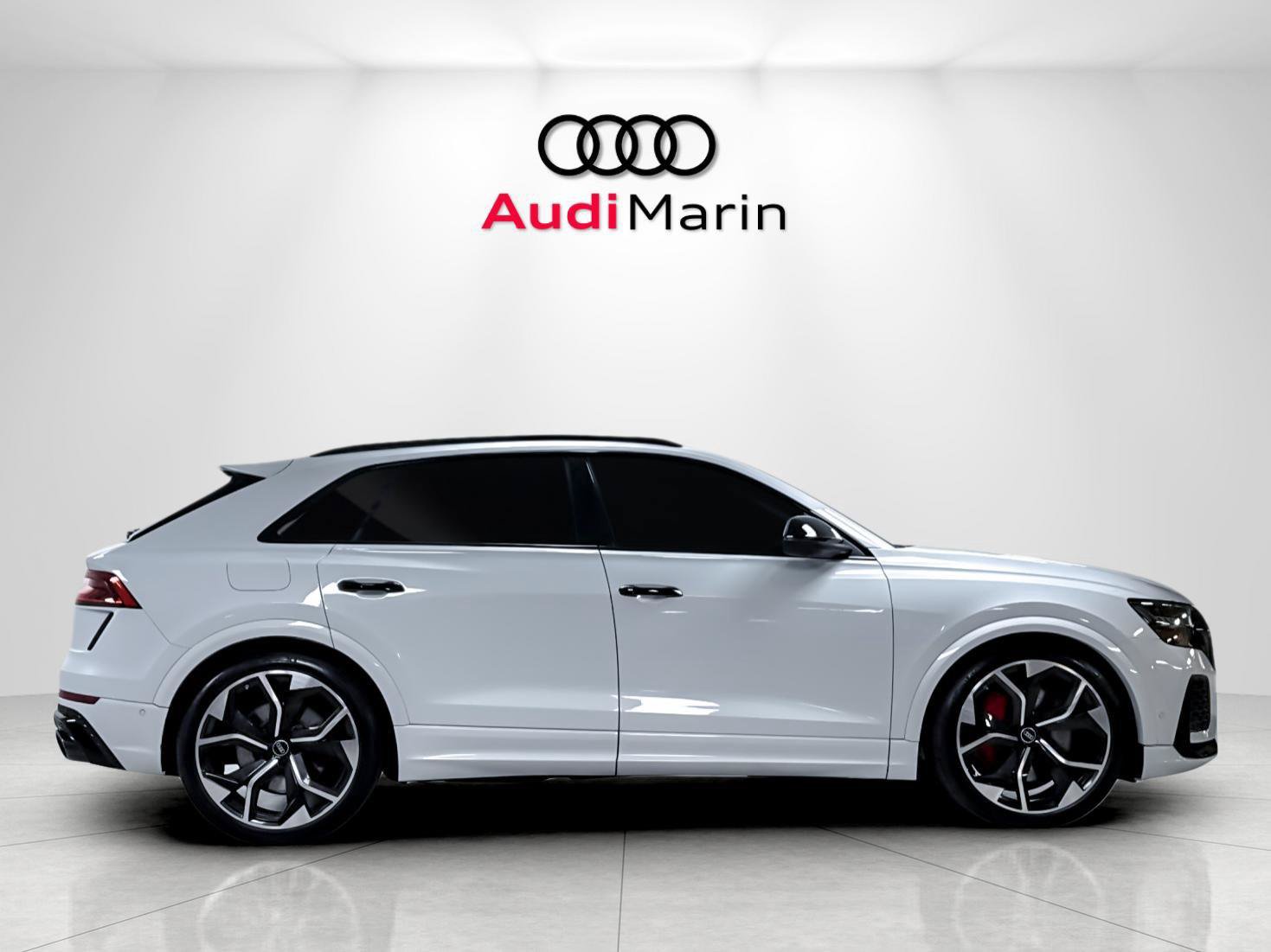 Certified 2024 Audi RS Q8 AWD/4WD image 6