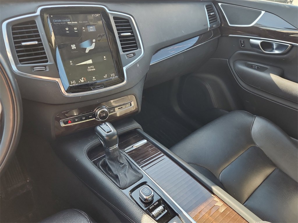 Used 2019 Volvo XC90 T6 Momentum w/ Advanced Package image 25