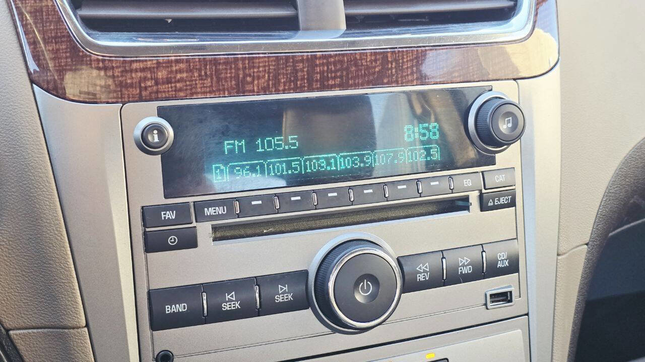 Used 2012 Chevrolet Malibu LTZ image 16