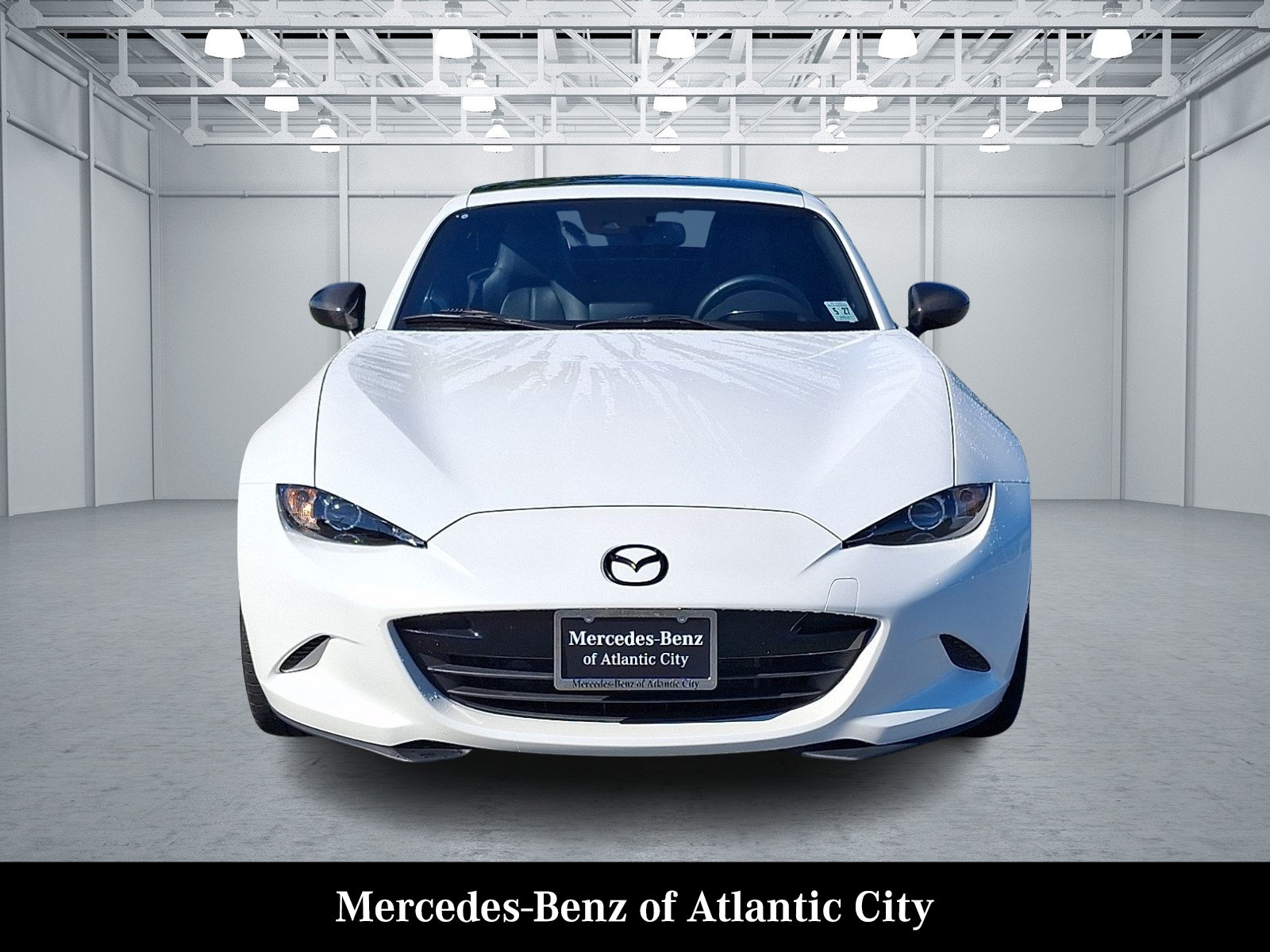 Used 2022 MAZDA MX-5 Miata RF Grand Touring w/ Weather Package RWD image 2
