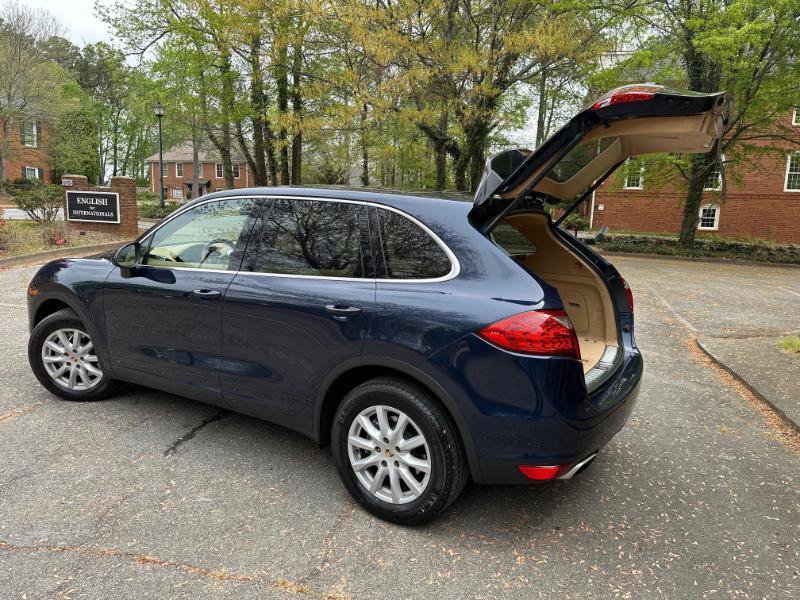 Used 2011 Porsche Cayenne AWD/4WD image 14
