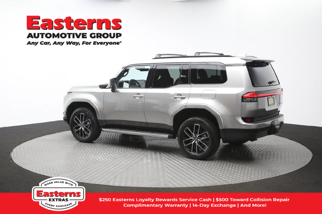 Used 2024 Lexus GX 550 w/ Cold Area Package AWD/4WD image 69