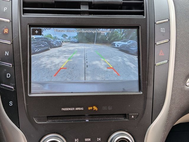 Used 2018 Lincoln MKC Premiere image 12