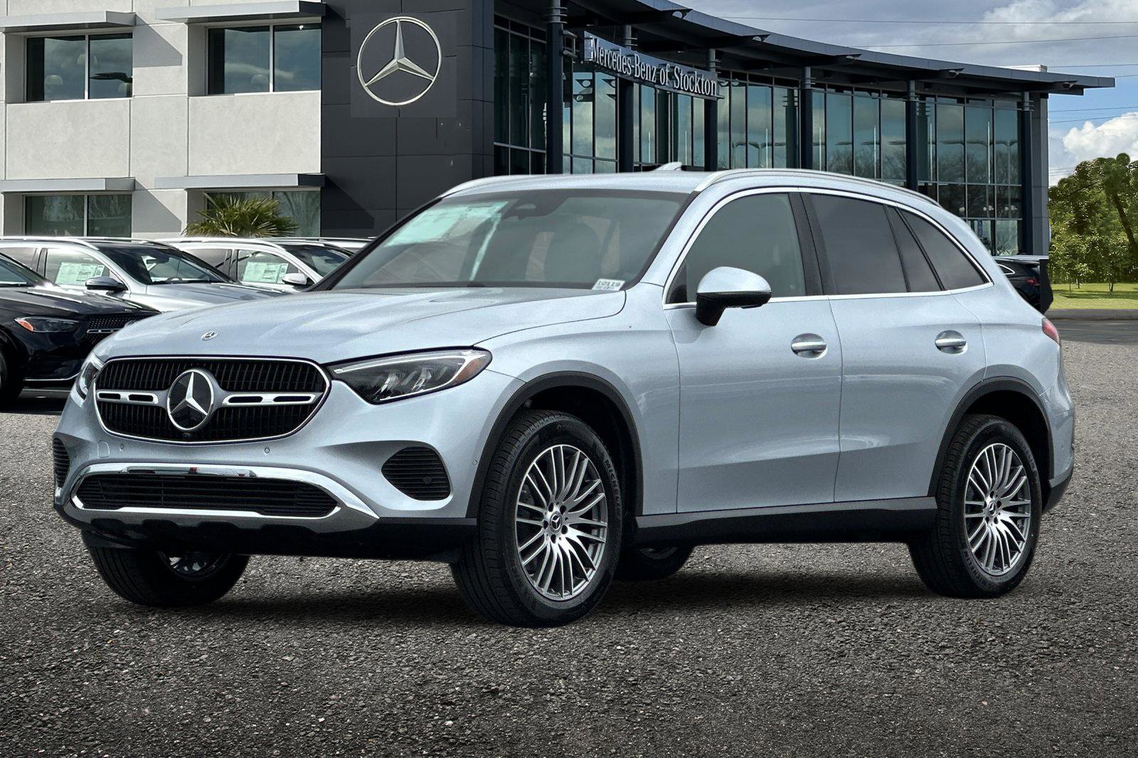New 2026 Mercedes-Benz GLC 300 4MATIC image 8