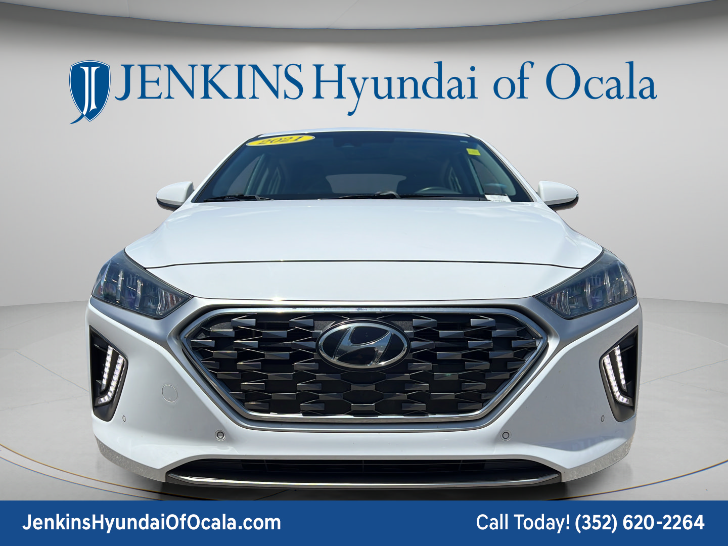 Certified 2021 Hyundai Ioniq Limited FWD image 8