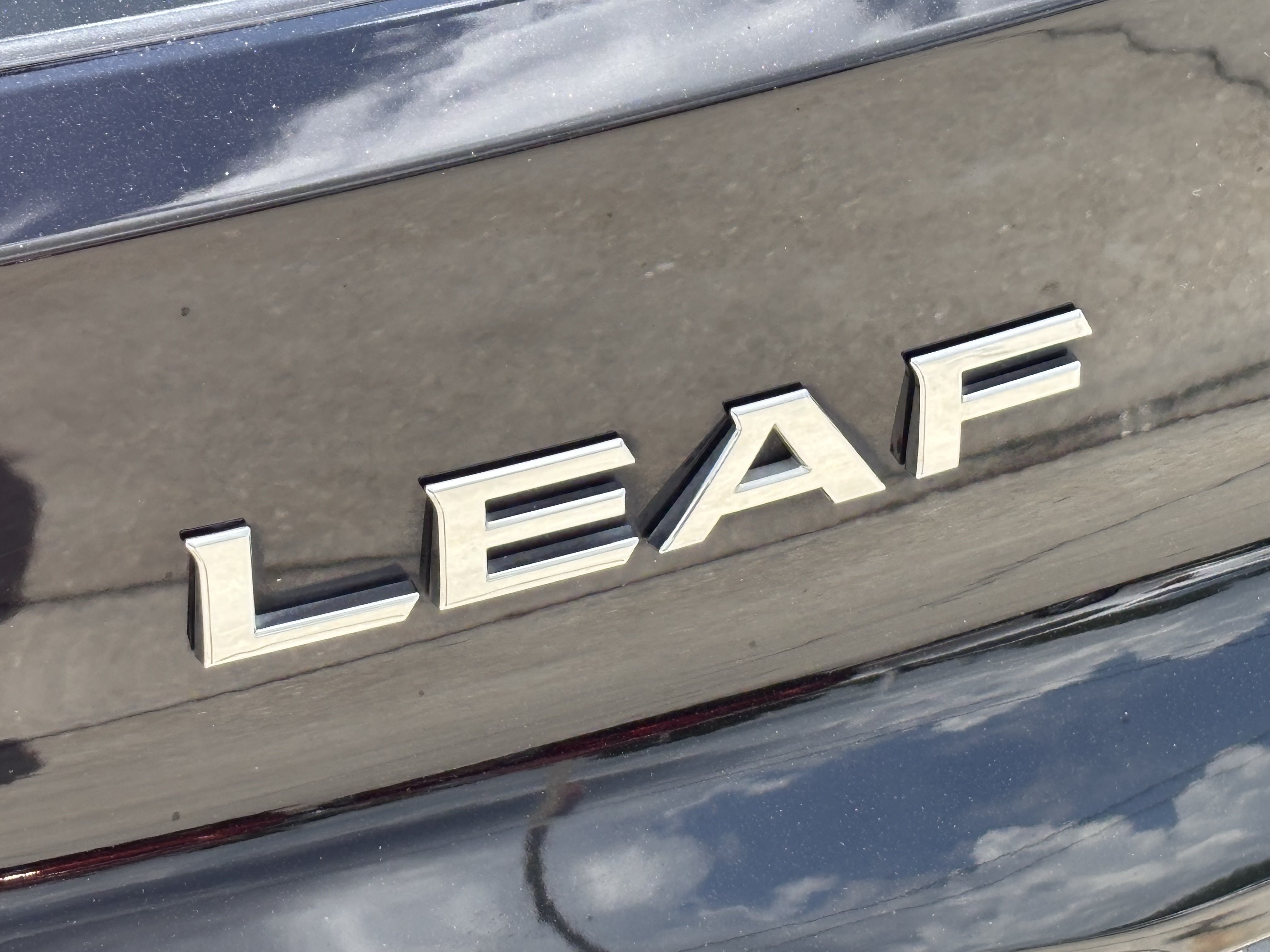 Used 2019 Nissan Leaf SL Plus FWD image 12