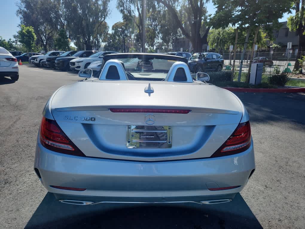 Used 2017 Mercedes-Benz SLC 300 image 10