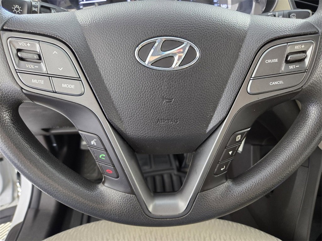 Used 2017 Hyundai Santa Fe Sport image 28