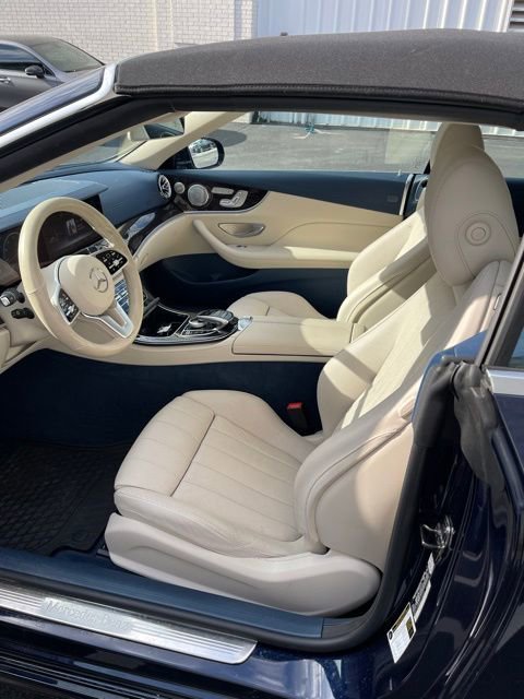 Used 2019 Mercedes-Benz E 450 4MATIC Cabriolet image 4