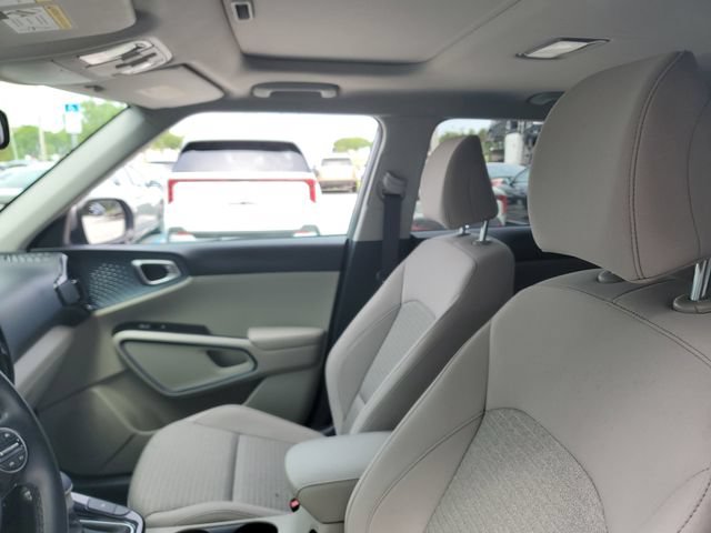 Certified 2023 Kia Soul EX FWD image 17