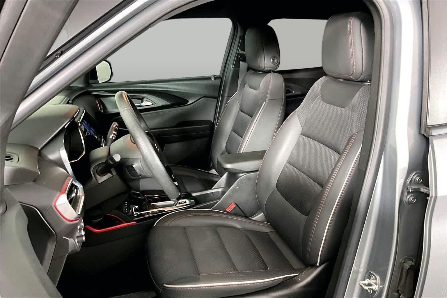 Certified 2023 Chevrolet TrailBlazer RS w/ Convenience Package FWD image 8