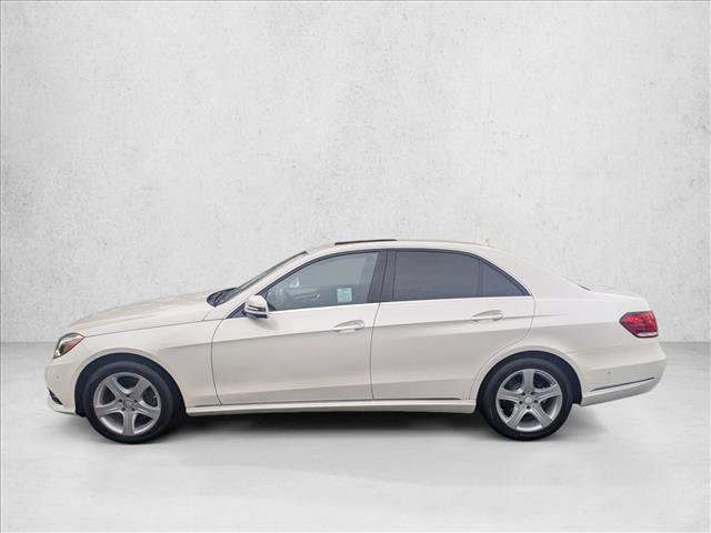 Used 2014 Mercedes-Benz E 250 BlueTEC Sedan image 9