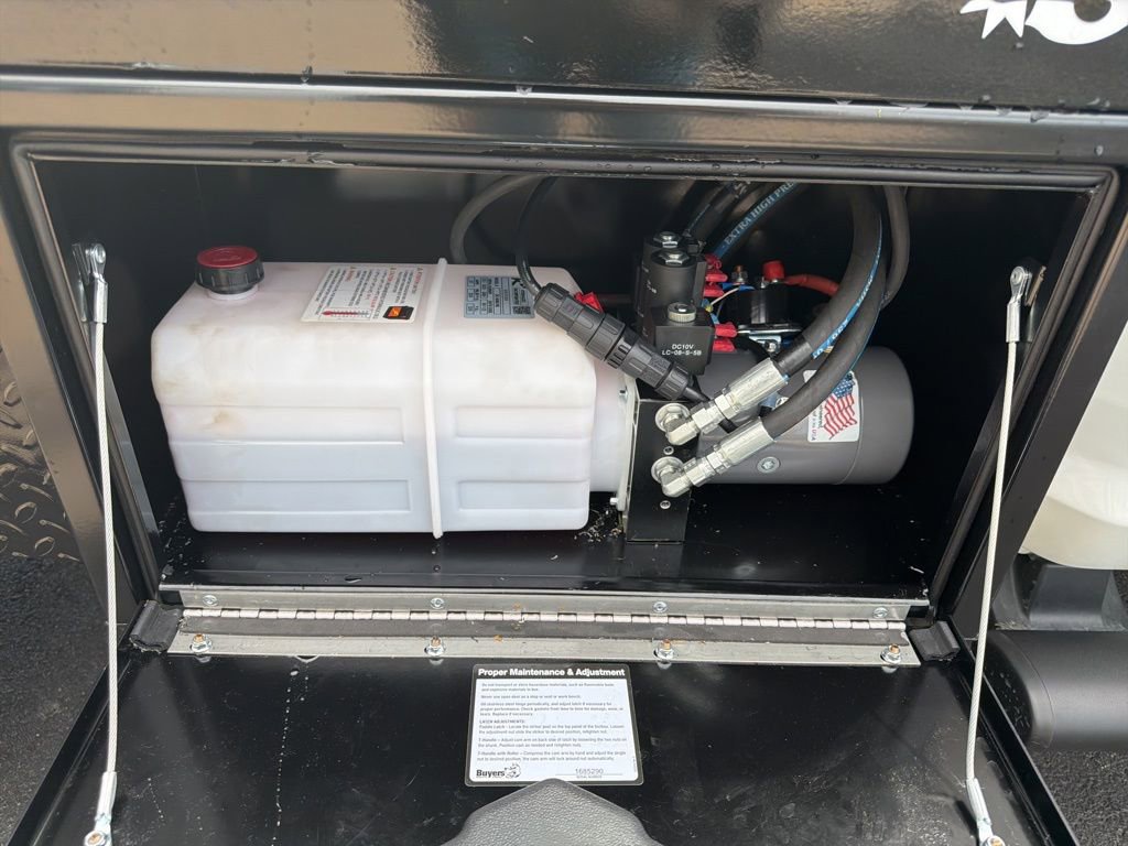 New 2026 RAM 3500 Tradesman AWD/4WD image 12