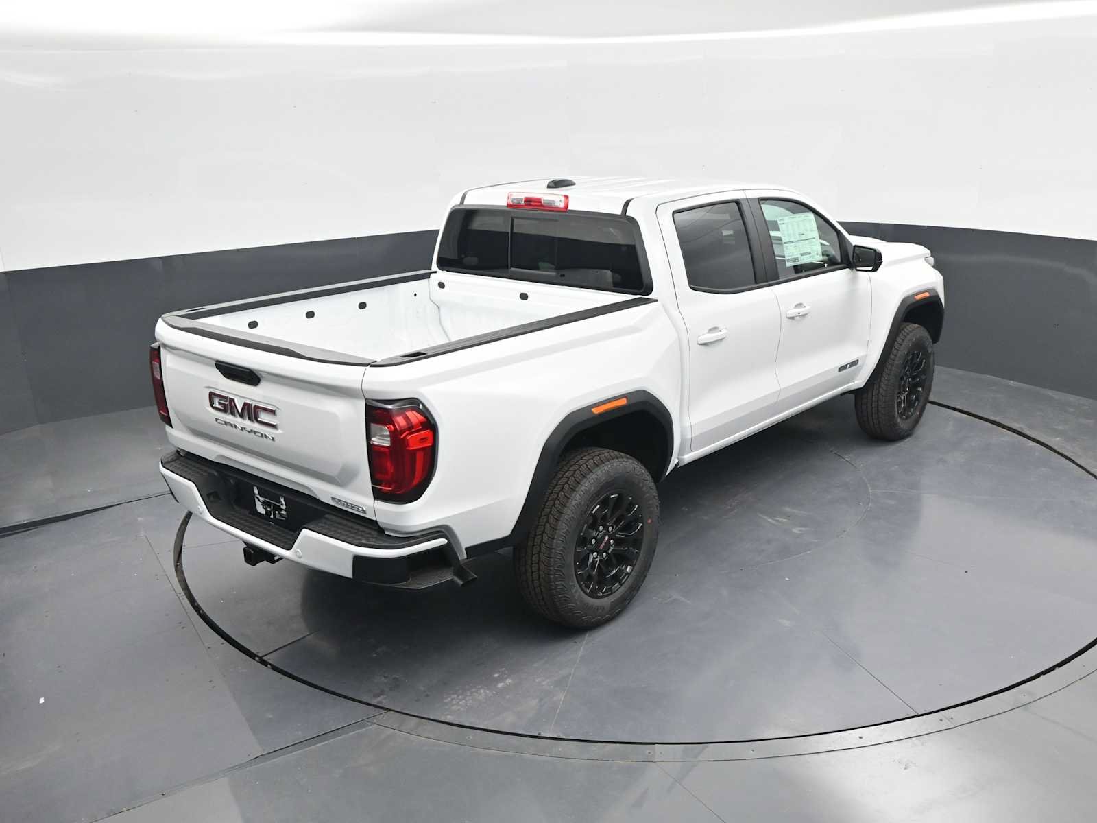 New 2026 GMC Canyon Elevation w/ Convenience Package RWD image 31