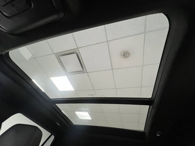 Used 2023 GMC Yukon Denali image 38