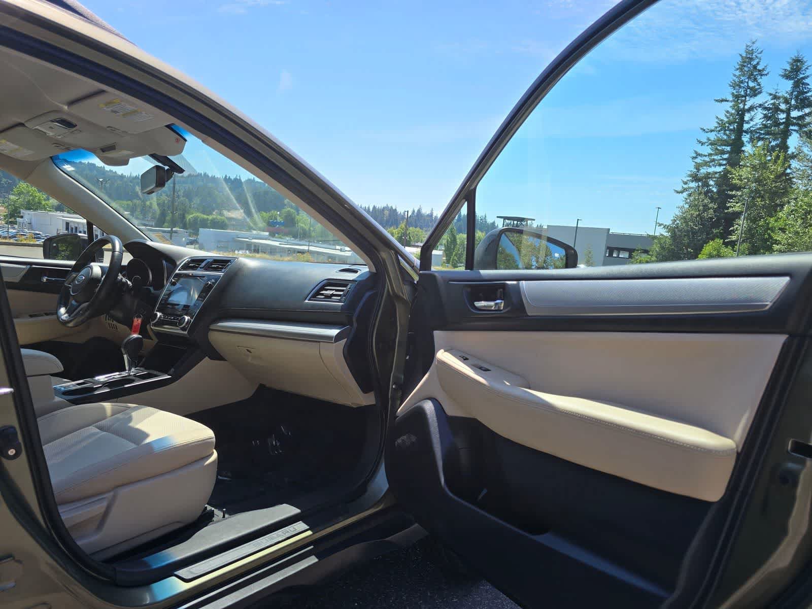 Used 2019 Subaru Outback 2.5i Premium AWD/4WD image 16