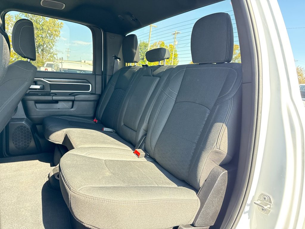 Used 2025 RAM 2500 Big Horn AWD/4WD image 23
