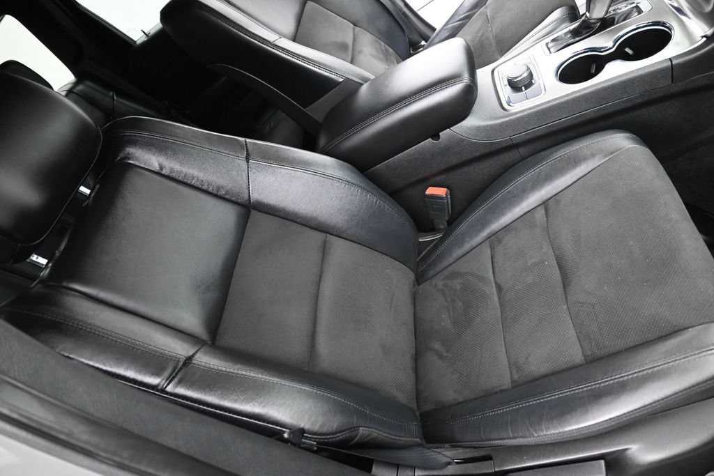 Used 2022 Jeep Grand Cherokee Laredo X AWD/4WD image 19