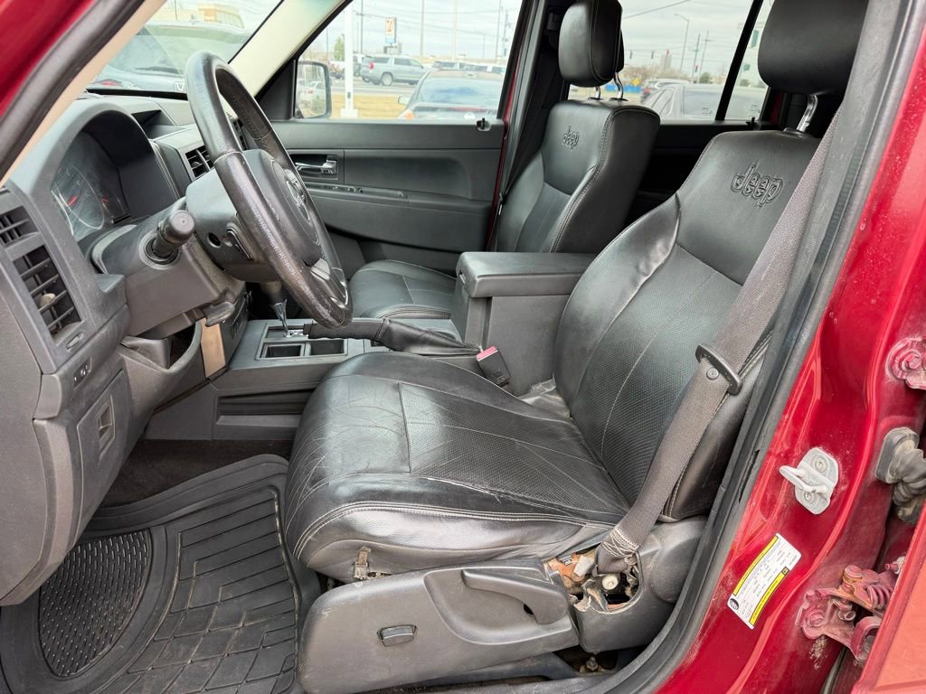 Used 2012 Jeep Liberty Sport image 11