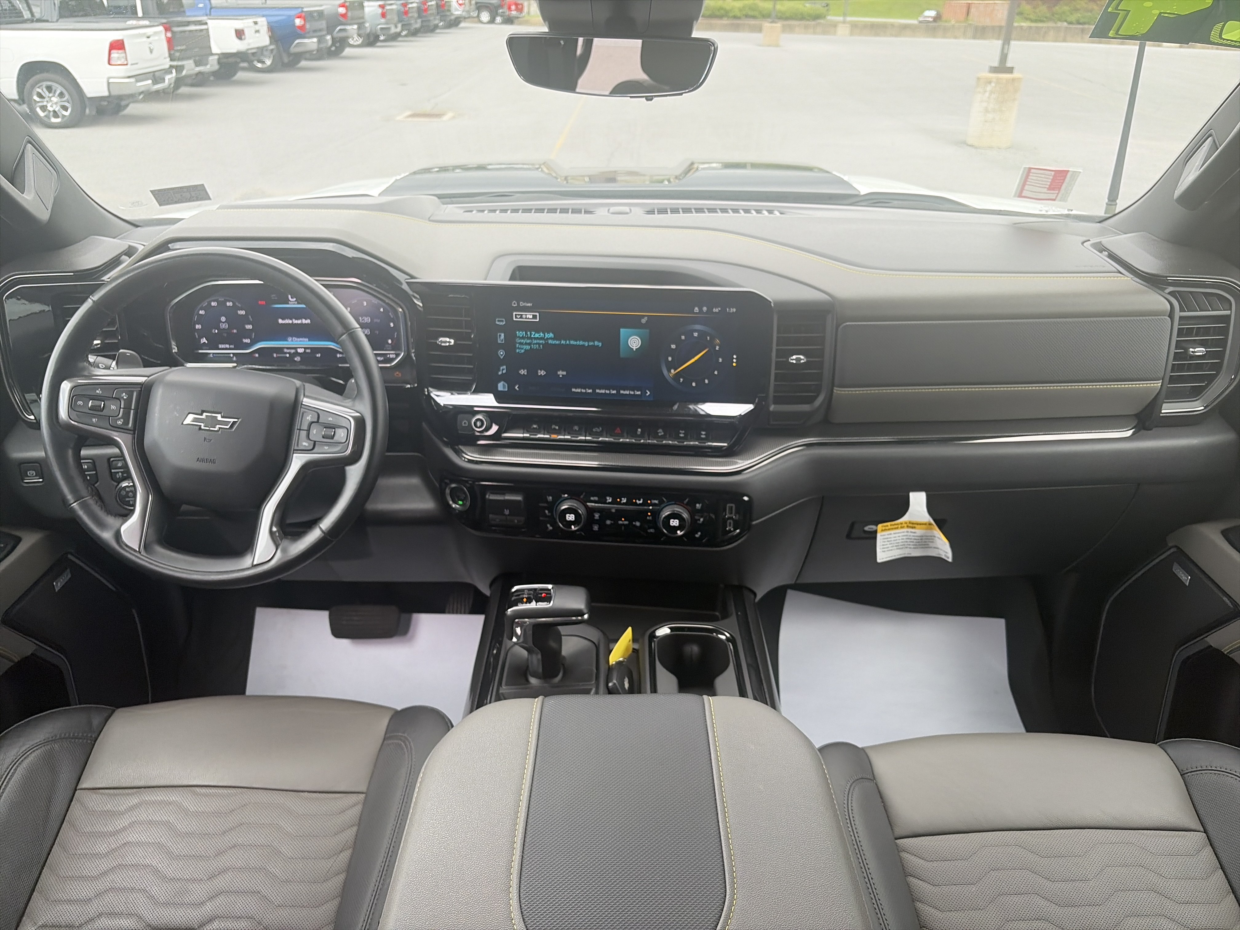 Used 2024 Chevrolet Silverado 1500 ZR2 w/ Technology Package AWD/4WD image 6