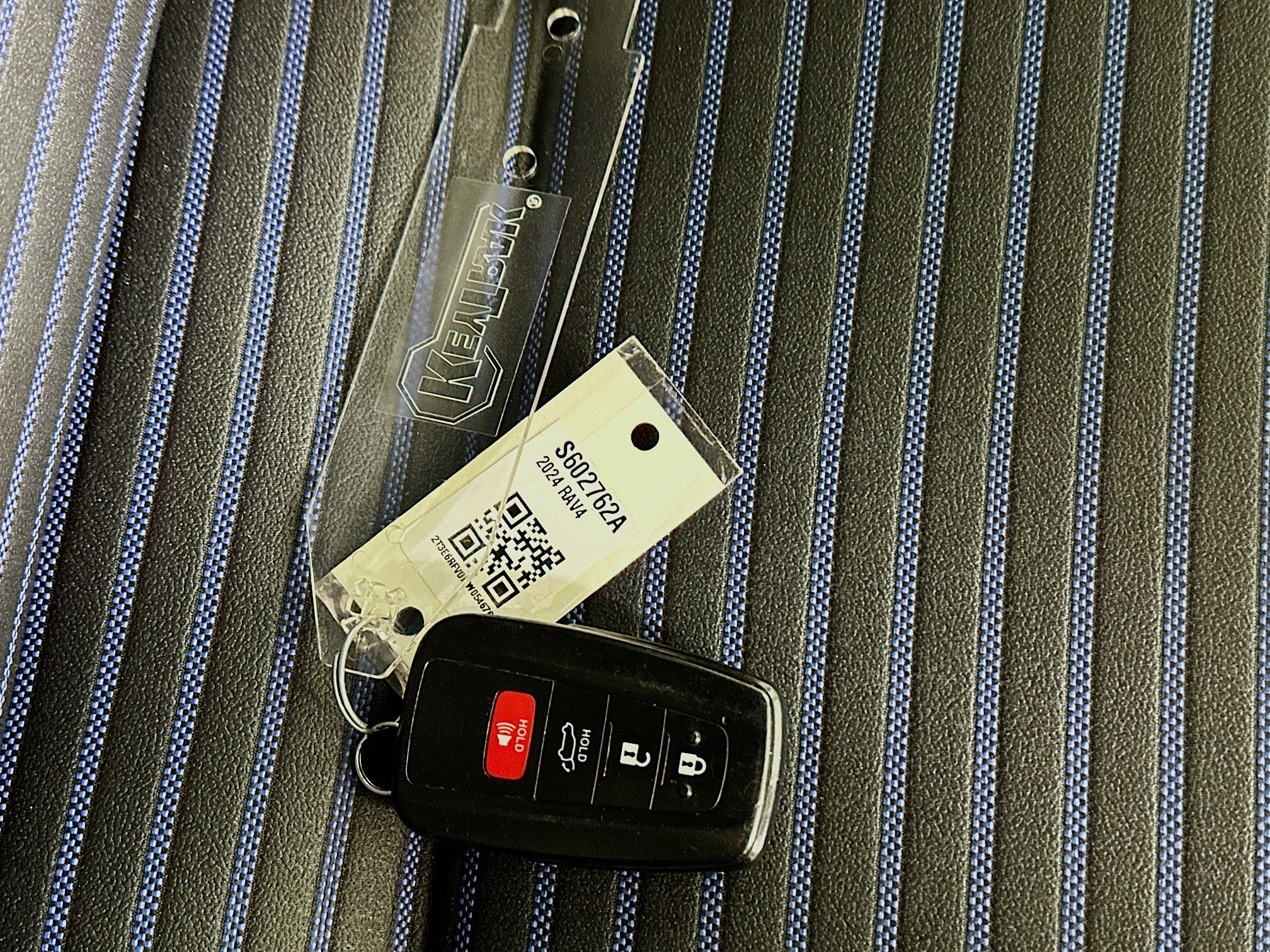 Used 2024 Toyota RAV4 XSE image 33