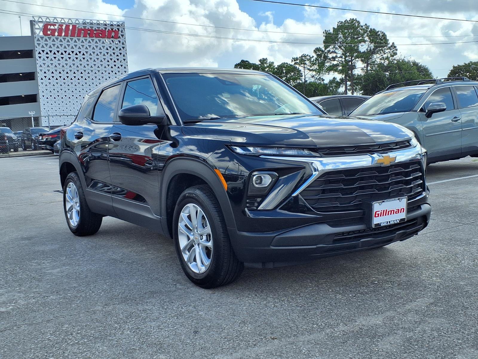 Used 2026 Chevrolet TrailBlazer LS w/ LS Convenience Package AWD/4WD image 2