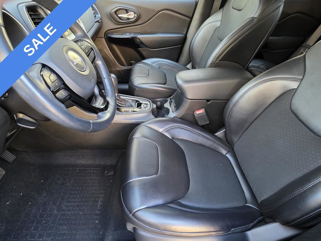 Used 2021 Jeep Cherokee Latitude Plus image 8