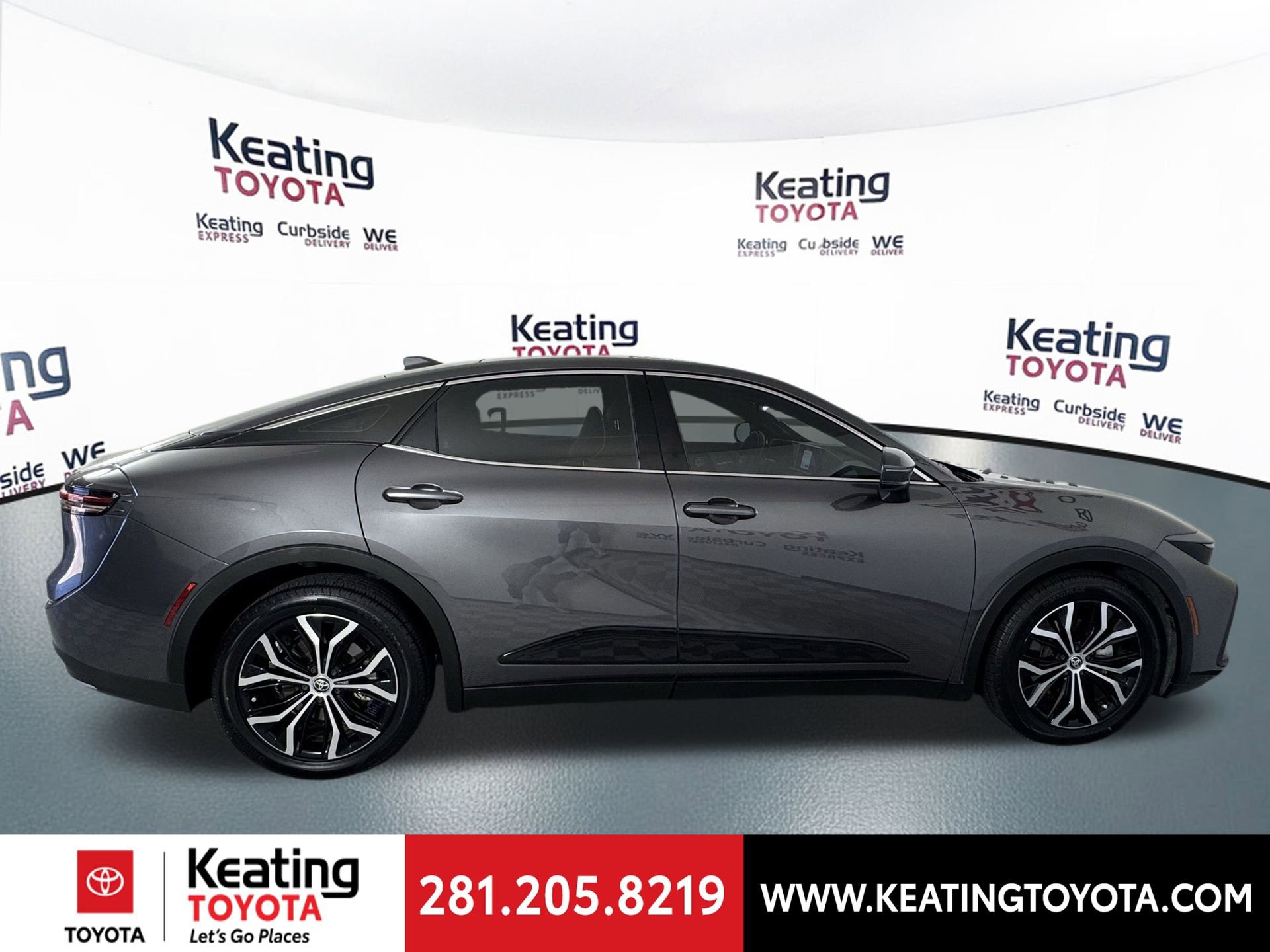 Certified 2023 Toyota Crown Limited image 5