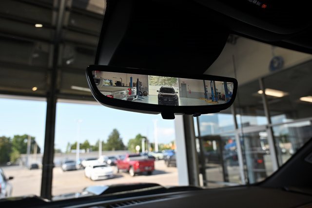 Used 2024 Chevrolet Silverado 1500 ZR2 w/ Technology Package image 17