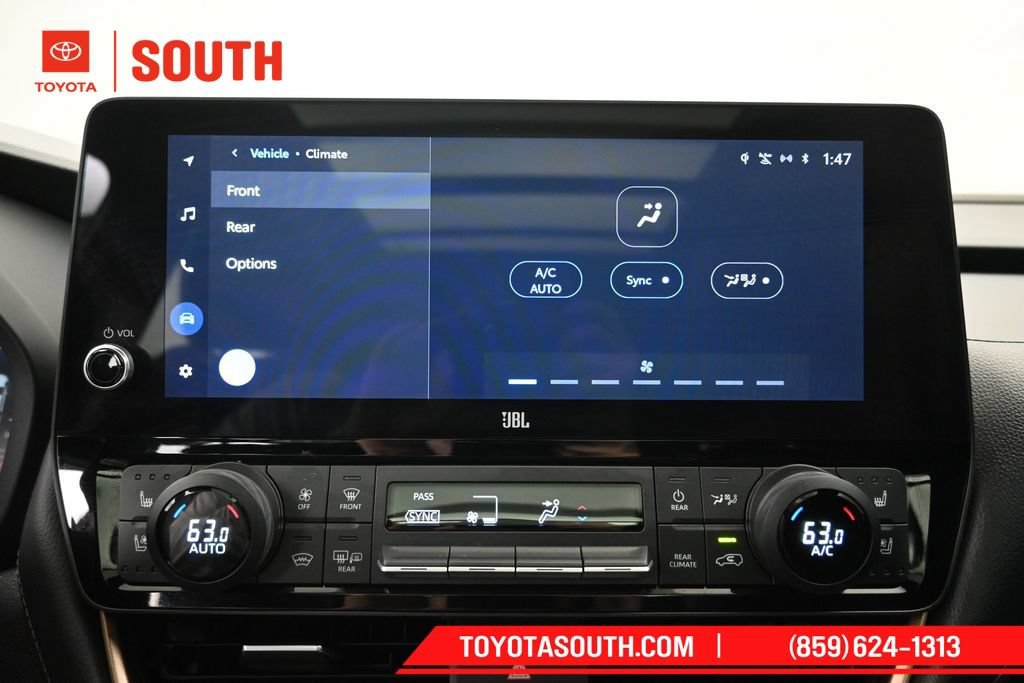 Used 2024 Toyota Grand Highlander AWD Hybrid image 16