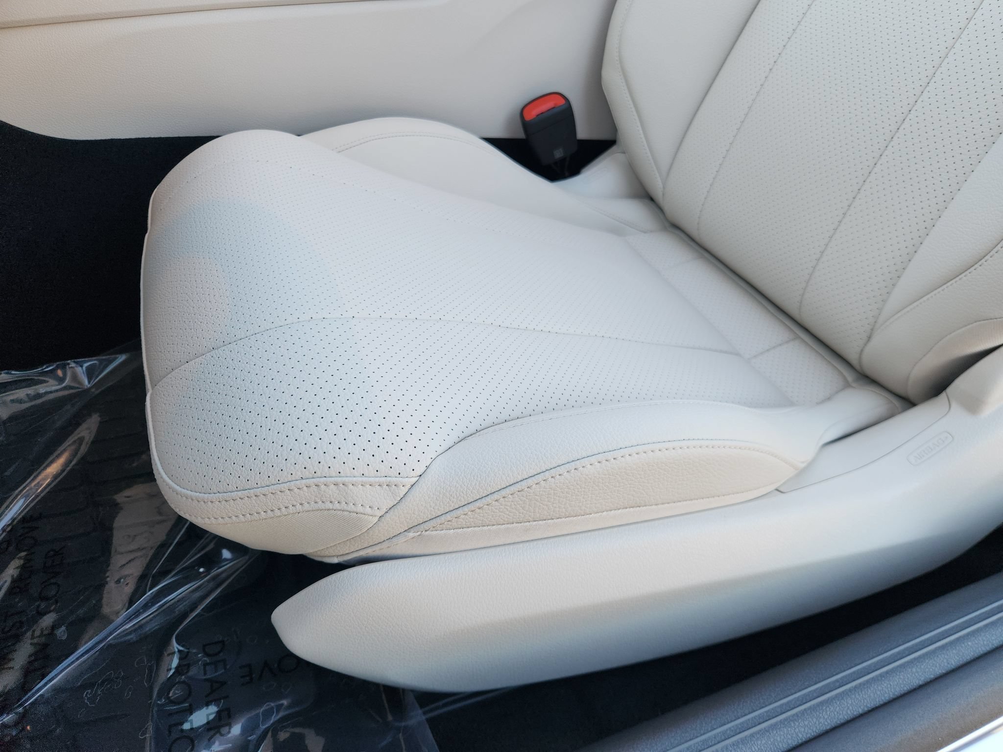New 2027 Mercedes-Benz CLE 450 4MATIC Cabriolet image 13