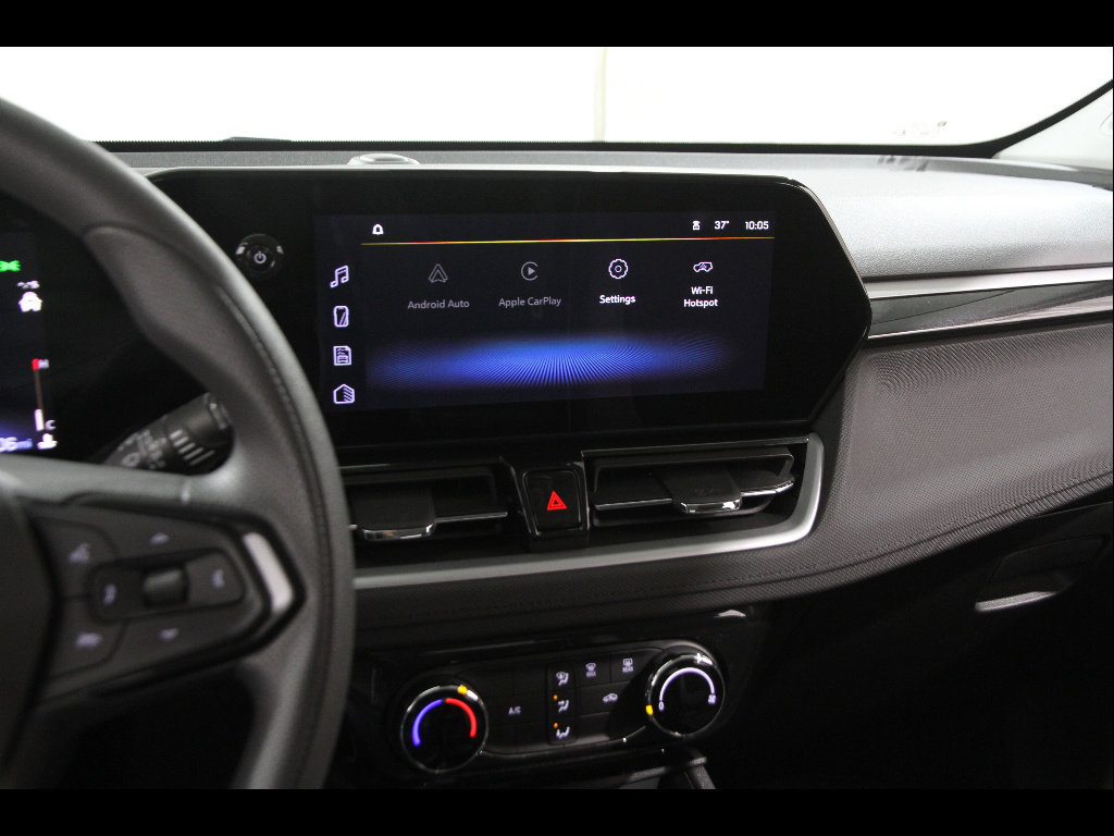 Used 2025 Chevrolet TrailBlazer LT image 9