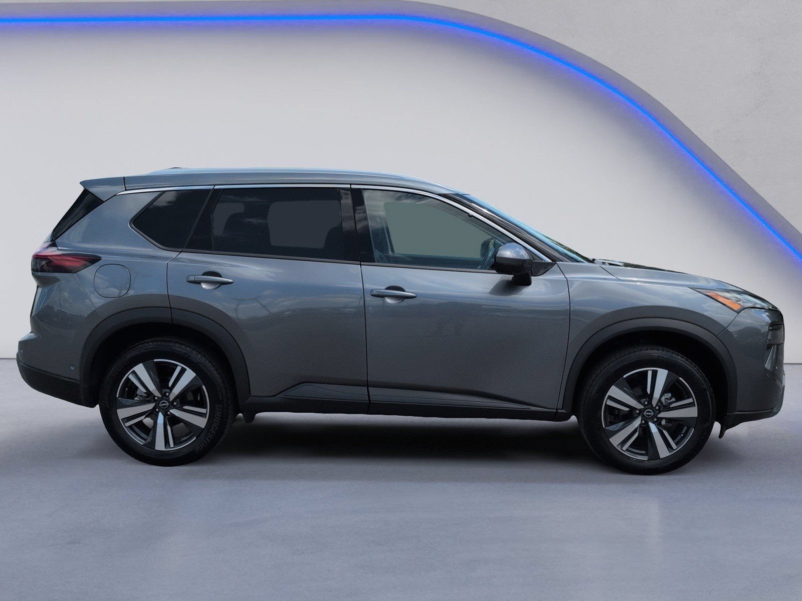 Used 2026 Nissan Rogue SL AWD/4WD image 11