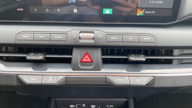New 2026 Kia K4 EX FWD image 18