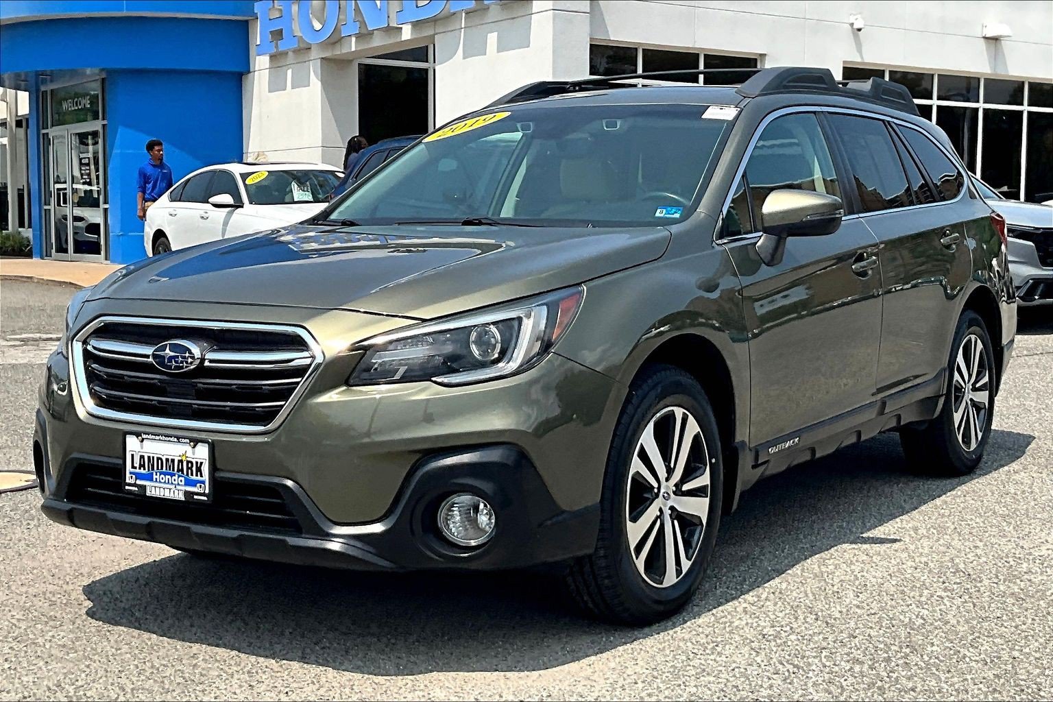 Used 2019 Subaru Outback 2.5i Limited w/ Popular Package #2